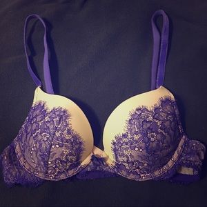 32B Push Up Bra VS